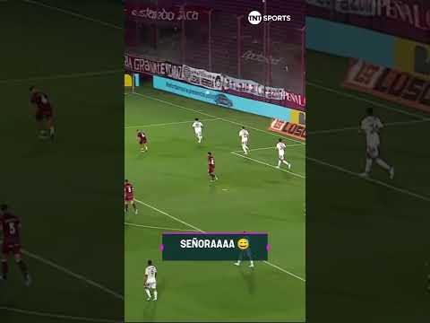 SEÃORAAAAA ð Alexander DÃ­az no se hizo problema y alejÃ³ el peligro del arco de Riestra