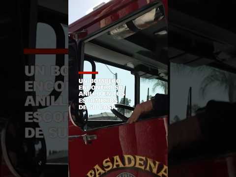 Un bombero encontró su anillo en los escombros de su casa