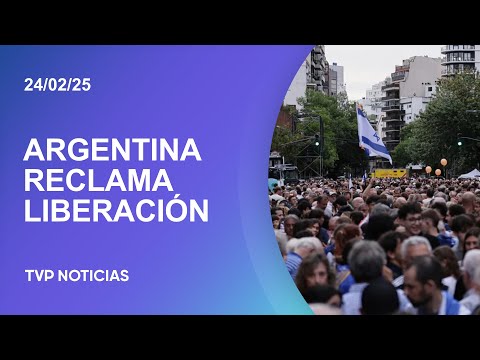Acto en la AMIA para exigir la liberación de los secuestrados en Gaza Acto en la AMIA para exigir la liberación de los secuestrados en Gaza
