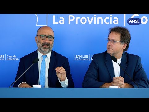 Conferencia Entrega de decretos a Pymes, acompañamiento del Gobierno al sector privado