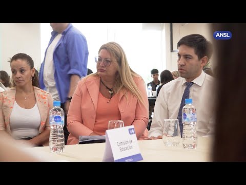 Guillermo Araujo en la primera asamblea del año del Consejo Estudiantil Provincial Guillermo Araujo en la primera asamblea del año del Consejo Estudiantil Provincial