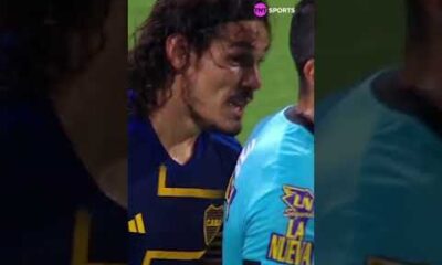 Cavani controlÃ³ con mucha clase en el Ã¡rea pero errÃ³ en la definiciÃ³n ââ½