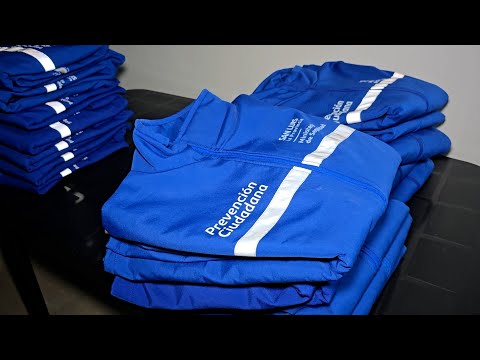 El gobernador Claudio Poggi entregó indumentaria a agentes de Prevención Ciudadana