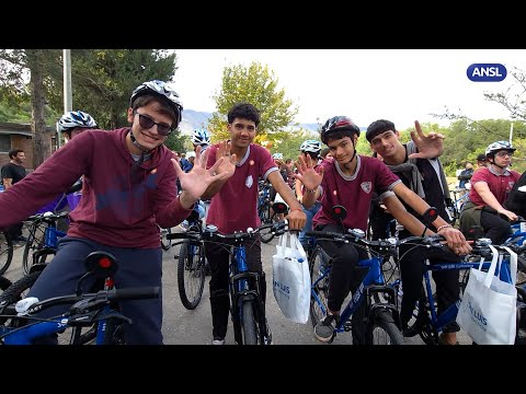 400 estudiantes de Merlo recibieron sus bicicletas