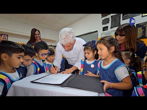 El gobernador Claudio Poggi firmó un llamado a licitación en la Escuela N°34 en Villa Mercedes