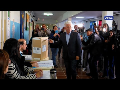 El Gobernador votó e invitó a la ciudadanía a participar de la fiesta de la democracia