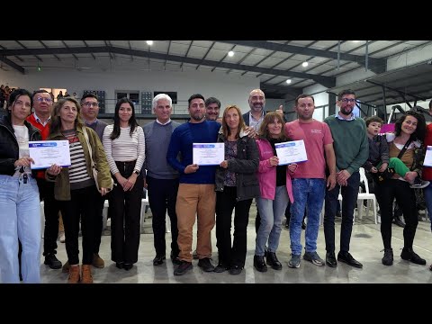 Entrega de escrituras y financiamientos en la UPRO de Tilisarao