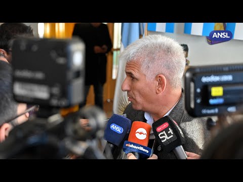 Poggi anunció que va a proponer a Víctor Endeiza para la vacante en el Superior Tribunal de Justicia Poggi anunció que va a proponer a Víctor Endeiza para la vacante en el Superior Tribunal de Justicia