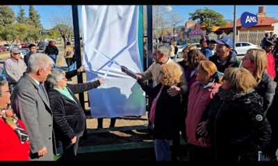 El Gobernador acompañó a vecinos del barrio Los Álamos en la reinauguración de su plaza