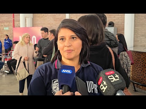 Florencia Pollini, coordinadora de Estética de UPrO / Vanesa Beltrán, instructora