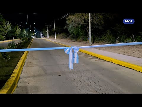 Poggi acompañó la inauguración de la renovada avenida Centenario