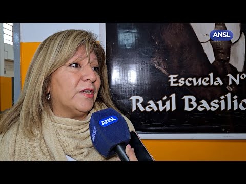 Mónica Muñoz, directora de la Escuela «Raúl Basilio Díaz»