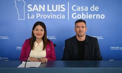 Presentación del show de la Mona Jiménez en Boxes de Potrero