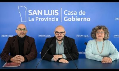 Presentación de la feria de vinos Experiencia del Cuyum en el Cine Teatro San Luis