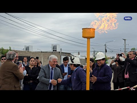 El Gobierno inauguró la red de gas natural en el barrio 1 010 Viviendas de Villa Mercedes