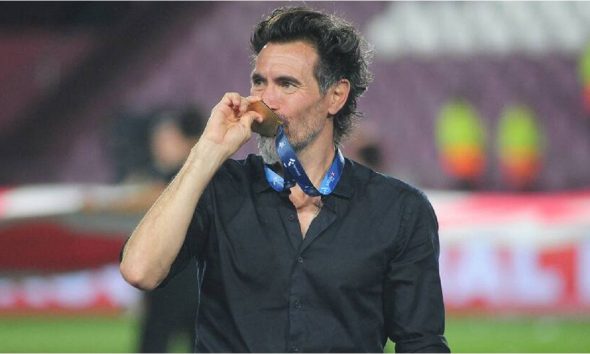 Atención Boca: Eduardo Domínguez le metió presión a la dirigencia de Estudiantes por su renovación