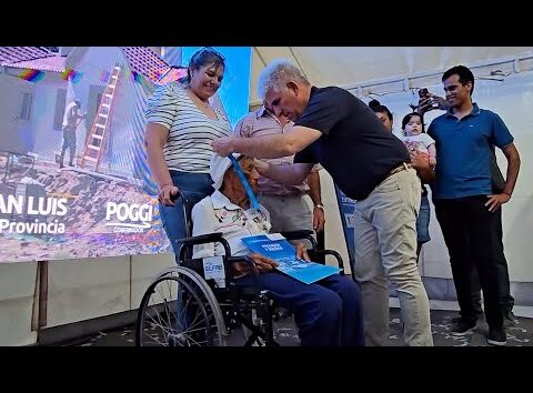 Claudio Poggi, “Esta Navidad los vecinos de Merlo la van a pasar en la casa propia”