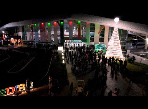 Con una gala única y el tradicional encendido del árbol navideño, la EDIRO celebró su 13 aniversario