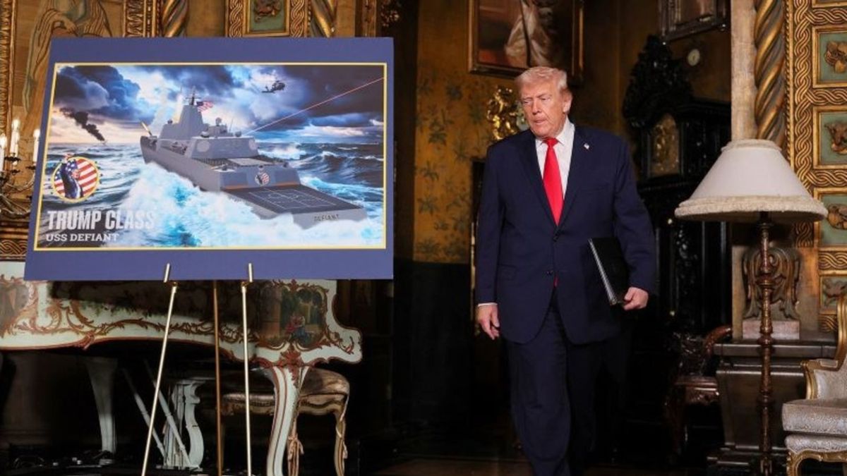 Donald Trump anunció la construcción de un acorazado que llevará su nombre