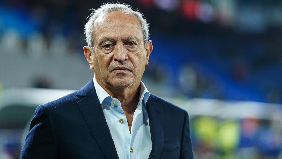 El heredero multimillonario que lidera un gigante del Medio Oriente e invirte su fortuna en equipos de fútbol El heredero multimillonario que lidera un gigante del Medio Oriente e invirte su fortuna en equipos de fútbol