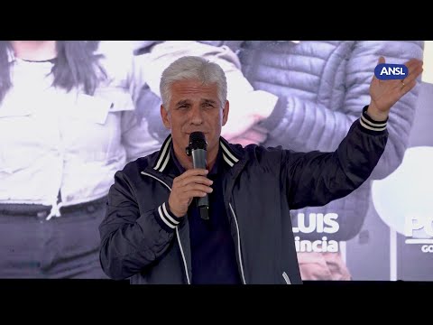 En un acto de reparación histórica, 20 familias de La Punta recibieron su casa