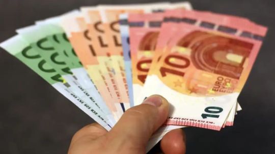 Euro hoy y euro blue hoy, EN VIVO: el minuto a minuto de la cotización de este viernes 26 de diciembre de 2025