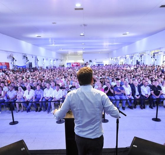 Kicillof se pone al frente del peronismo para enfrentar a Milei: «tenemos que construir una alternativa nacional»