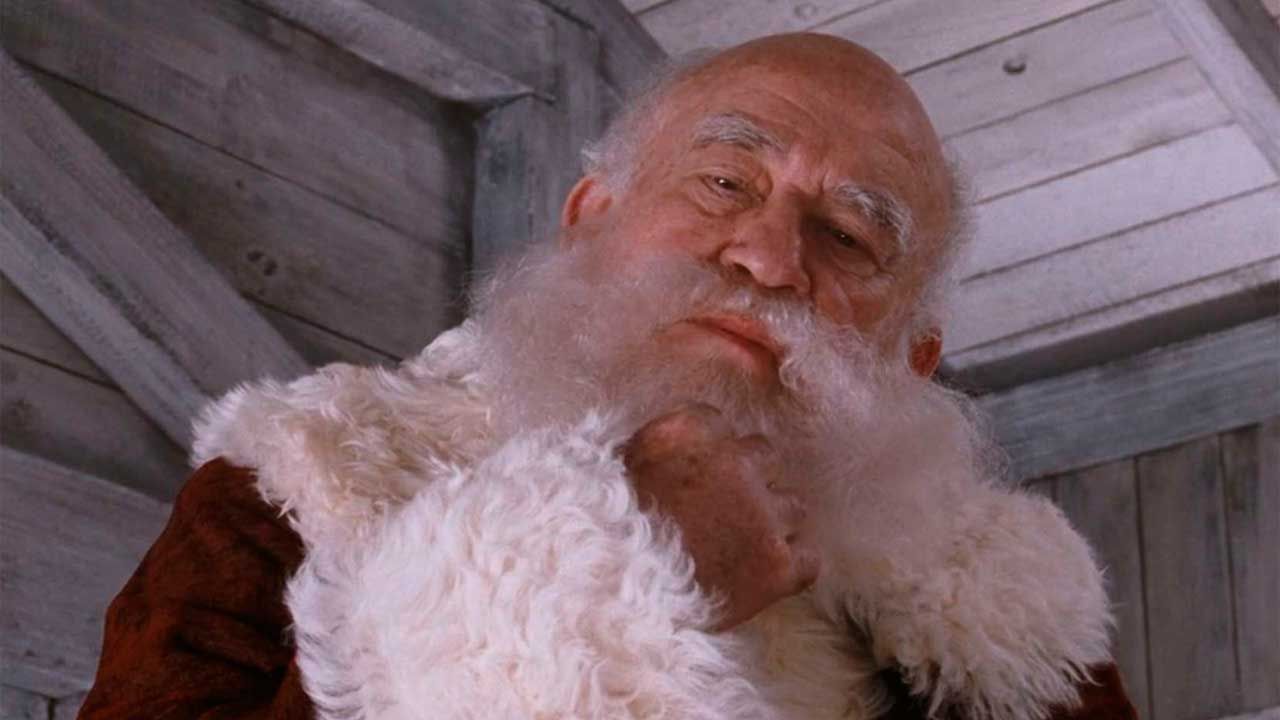 «No hay nadie que pueda procesar a Papá Noel»: Una experta en justicia penal analiza si hay delito en esta mítica película navideña «No hay nadie que pueda procesar a Papá Noel»: Una experta en justicia penal analiza si hay delito en esta mítica película navideña