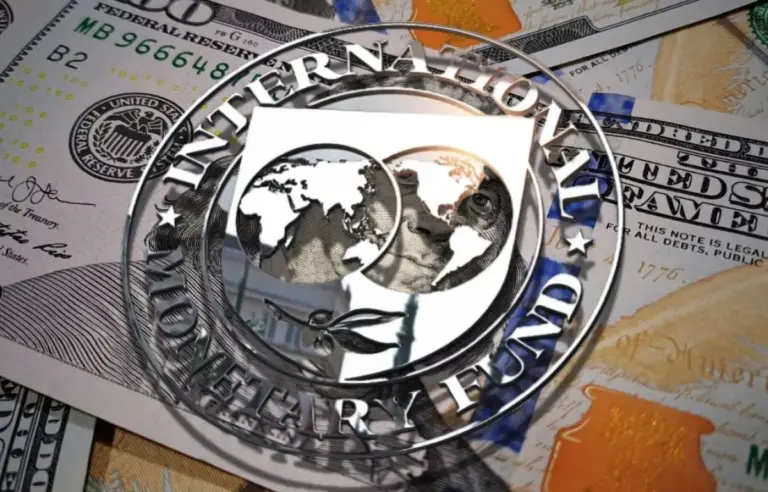 Argentina logra luz verde del FMI y recibiría USD 1