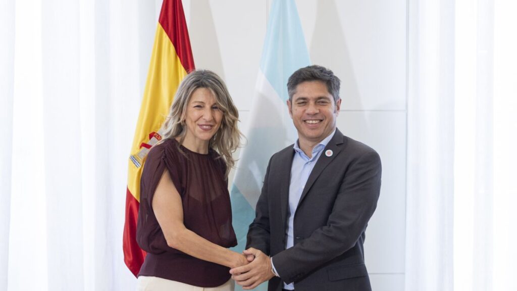 Axel Kicillof viajó a España: foto con la vicepresidenta Yolanda Díaz y reunión con empresarios