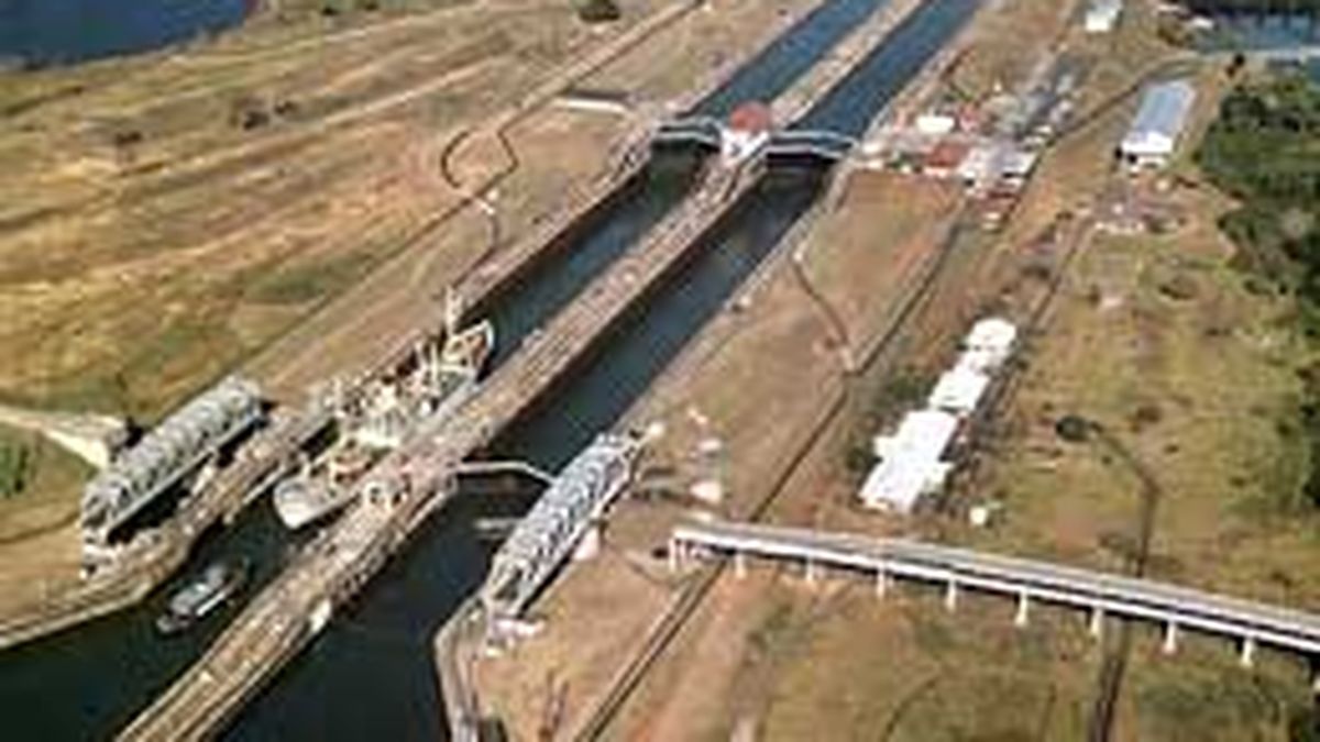 El canal de Panamá en disputa: se reavivó la tensión con China y su tráfico empezó a acumularse