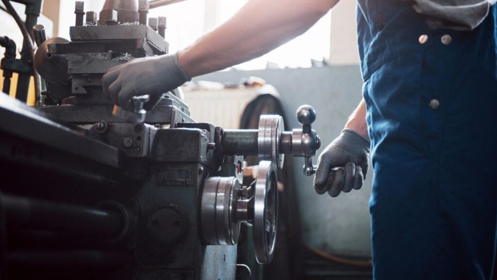 El empleo registrado cayó en 22 provincias durante la era Milei y solo creció en dos