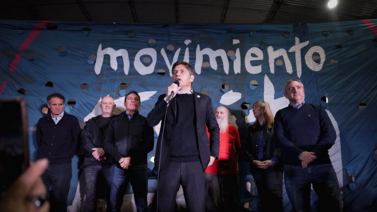 El Movimiento Evita respaldó una postulación presidencial de Axel Kicillof
