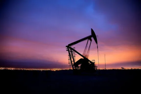 El petróleo Brent supera los 110 dólares en el mercado internacional