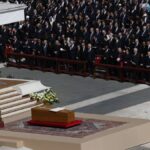 Las fotos más impactantes del funeral del papa Francisco en el Vaticano, a un año de su muerte
