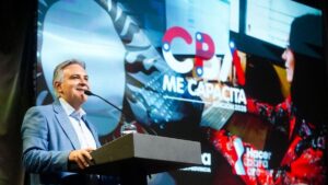 Martín Llaryora apuntó contra el Gobierno por la crisis del PAMI: "No se escondan, pongan la cara"