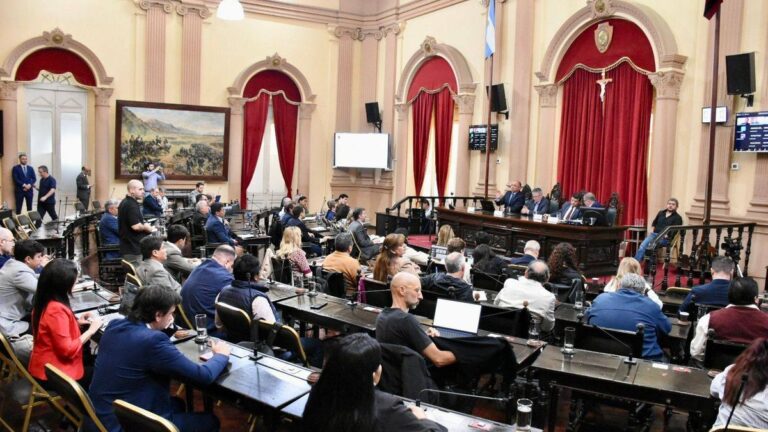 Salta debate la reforma electoral con el fantasma de la ley de lemas como centro