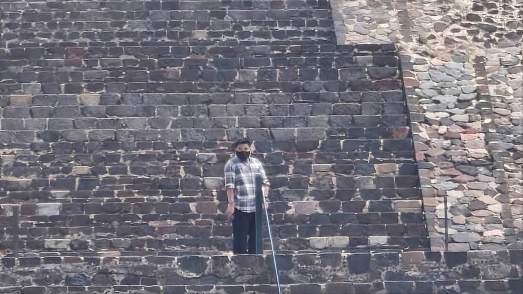 Tiroteo en México: un hombre mató a una turista desde una pirámide prehispánica y se suicidó