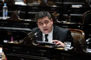 Treffinger se defendió de las acusaciones de Sastre a la LLA