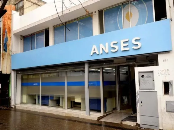 ANSES formalizó el aumento del 2,47% en las jubilaciones para enero de 2026