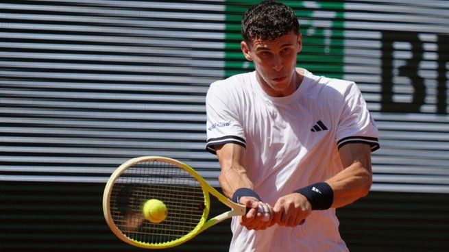 Batacazo en Roland Garros: Juan Manuel Cerúndolo eliminó a Jannik Sinner, N° 1 del mundo del ranking ATP