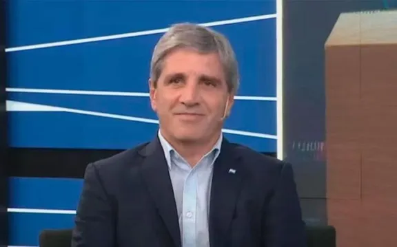 Caputo descartó una dolarización y celebró el acuerdo por el swap con EE.UU. por 20