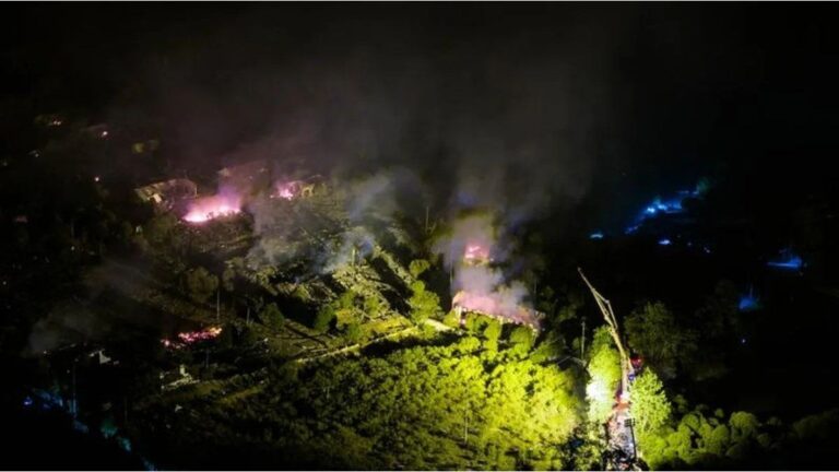 China: impactante explosión en una fábrica dejó al menos 26 muertos y decenas de heridos