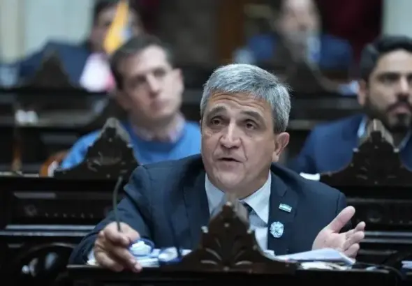 Diputados dio media sanción a la "Ley Hojarasca", que busca derogar 60 normas