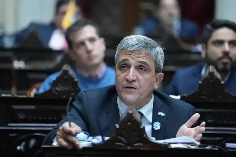 Diputados dio media sanción a la "Ley Hojarasca", que busca derogar 60 normas