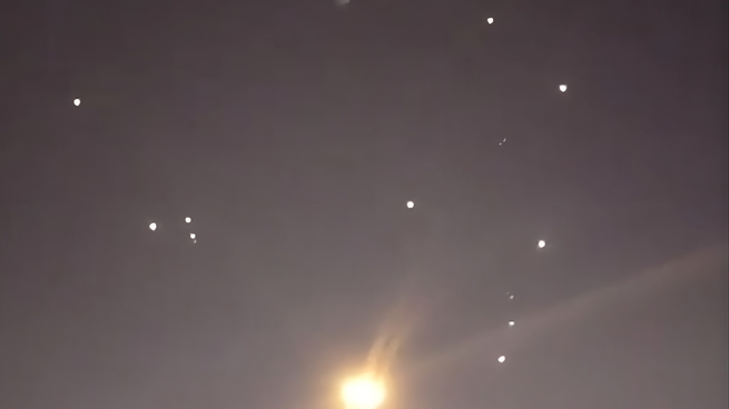 EEUU e Irán lanzaron ataques cruzados en el estrecho de Ormuz y podría peligrar un acuerdo de paz