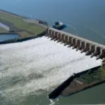 El Gobierno pone en venta acciones de cuatro represas hidroeléctricas