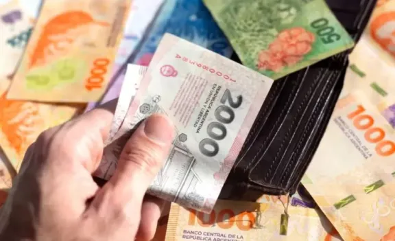 El índice de salarios acumuló una suba del 8,6% hasta marzo, pero no alcanzó a la inflación