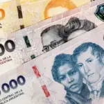 El peso argentino se desploma pese al récord de exportaciones
