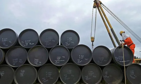 El petróleo Brent superó los 90 dólares y hay alerta por el precio de los combustibles